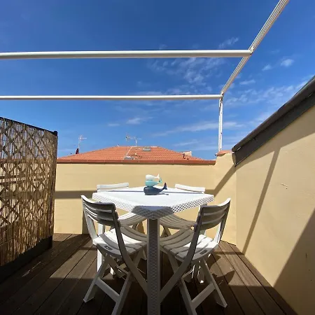 Luci Apartament *